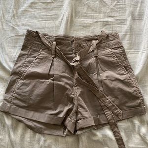 American Eagle Green Khaki-like shorts